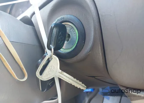 2000 Toyota Camry Ce/Le/Xle z USA, uszkodzony, nr VIN JT2BG22K3Y0447439